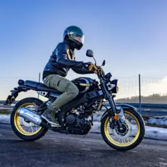 Wysokie kary za jazdę motorowerem bez uprawnień: konsekwencje i mandaty