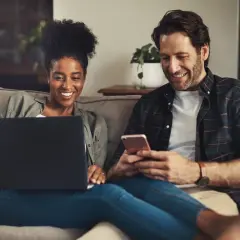 Jak łączyć telefon, telewizję i Internet w ofercie na abonament?