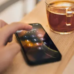 Jak sprawdzić hasło na fb na telefonie? Wskazówki krok po kroku