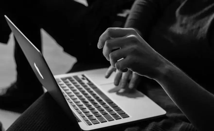 Tworzenie stron www: Jak zbudować skuteczną witrynę od podstaw