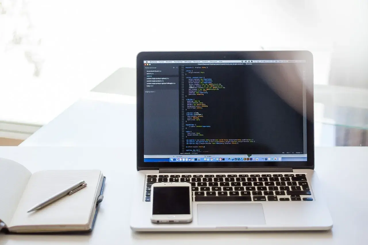 Fullstack w 3 tygodnie: rzeczywistość czy fikcja dla TikToka?