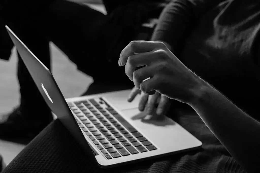 Tworzenie stron www: Jak zbudować skuteczną witrynę od podstaw